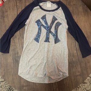 PINK Victoria's Secret Navy and Gray Sequin Logo Tee New York Yankees shirt